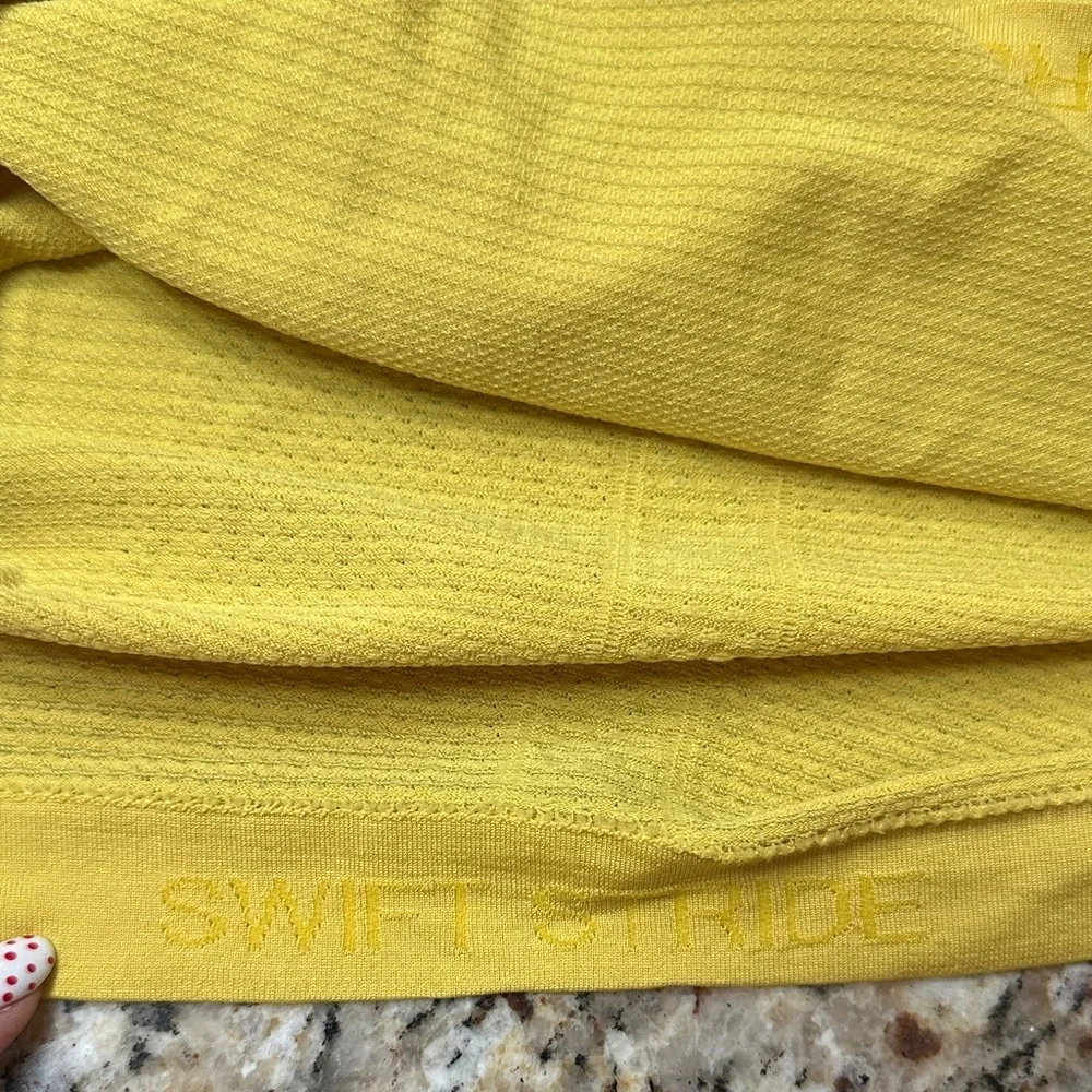 Lululemon Athletica Swiftly Tech Bright Yellow (older style) Women’s 6 Running - Picture 7 of 8